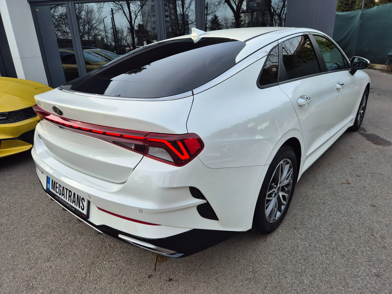 Kia K5 2.0 cm3 LPG    | Mobile.bg   4