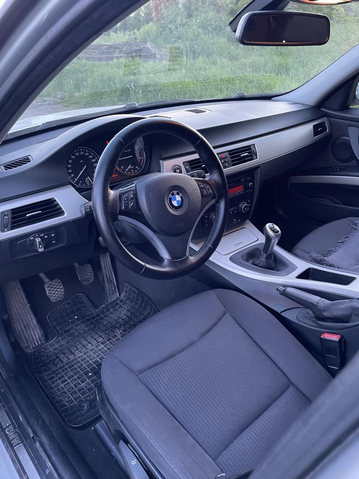 BMW 318 БМВ 3-та серия  - изображение 7