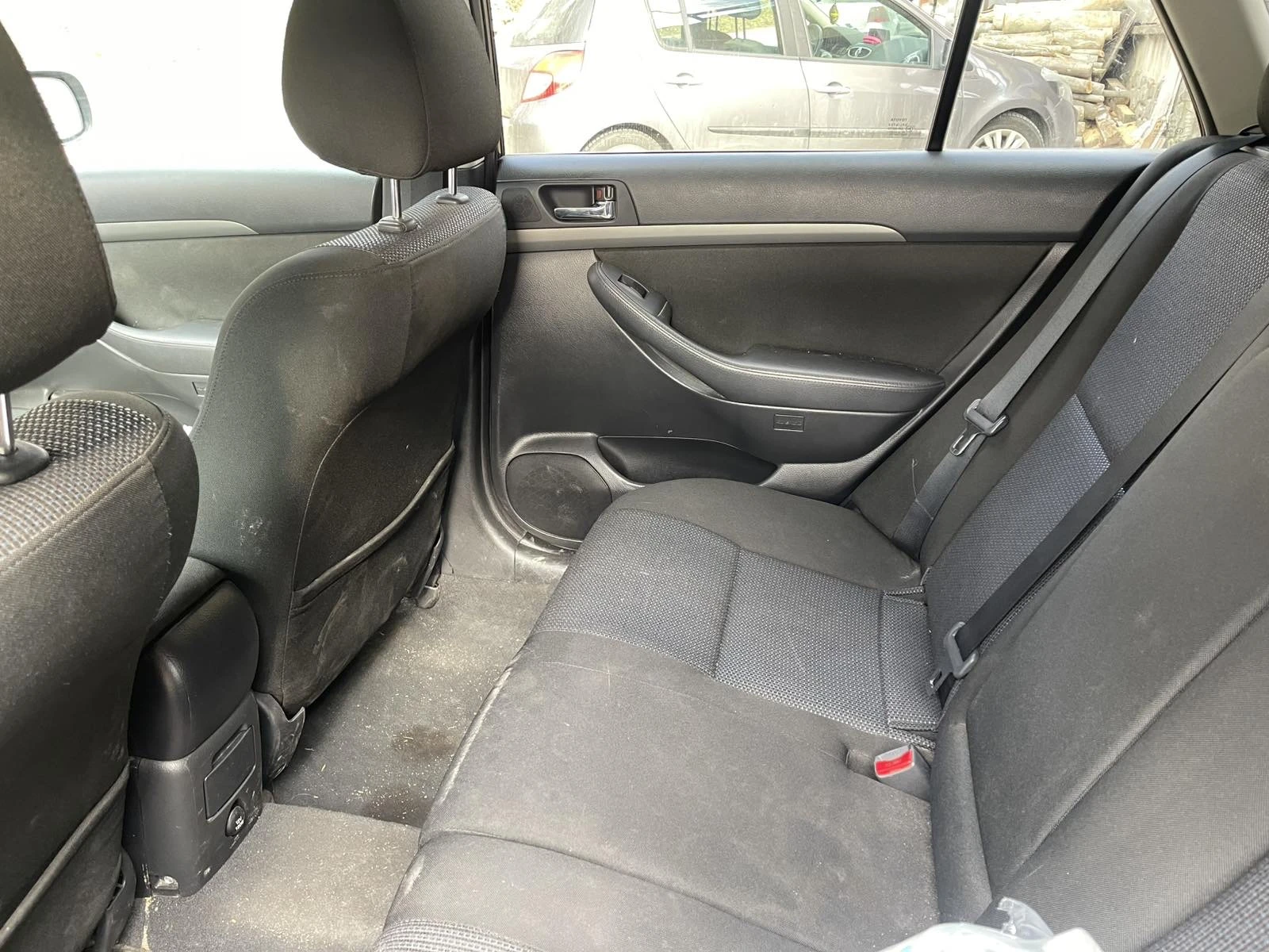 Toyota Avensis | Mobile.bg � ����������� 14