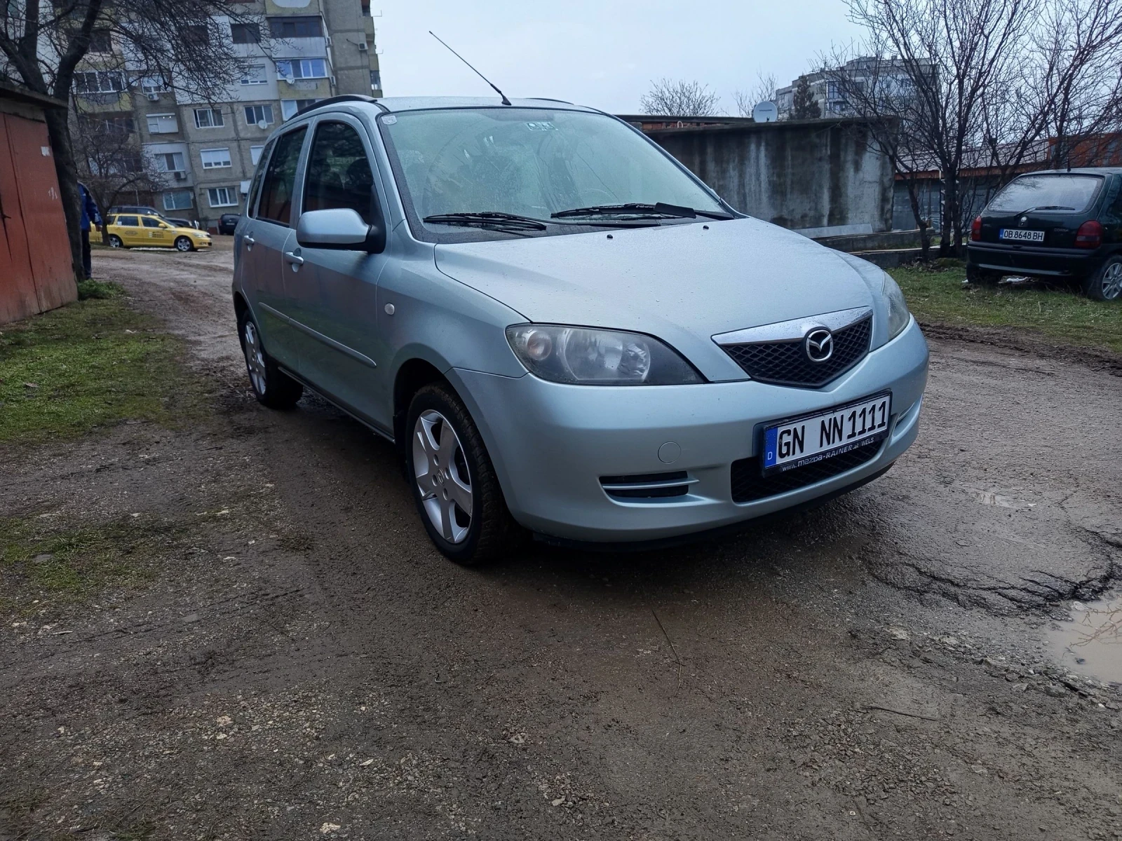 Mazda 2 1.25i - изображение 2