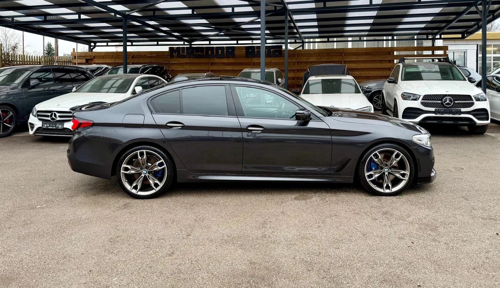 BMW 540 xDrive M-Pack - изображение 7