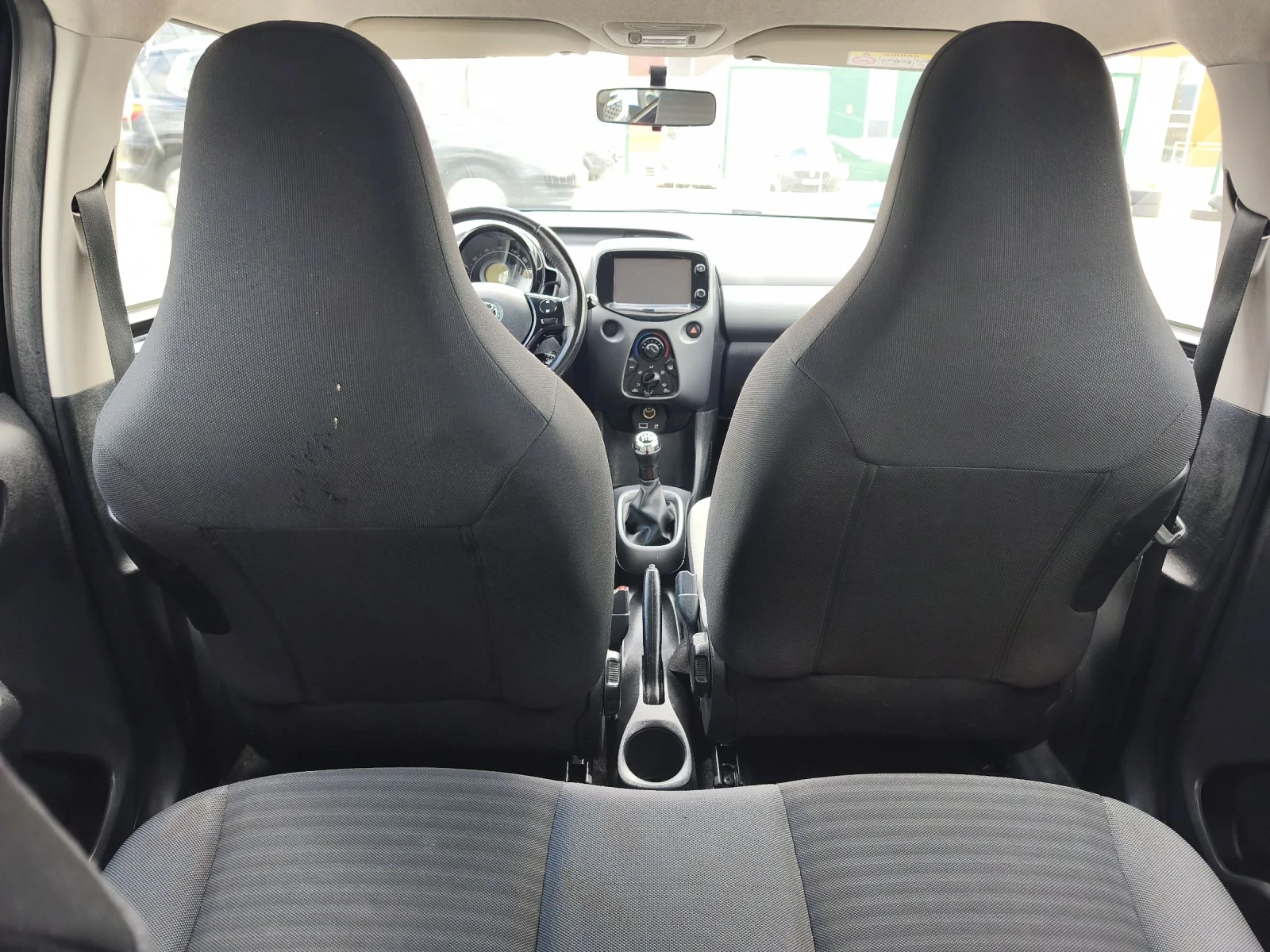 Toyota Aygo 1.0 benzin 72hp | Mobile.bg � ����������� 13