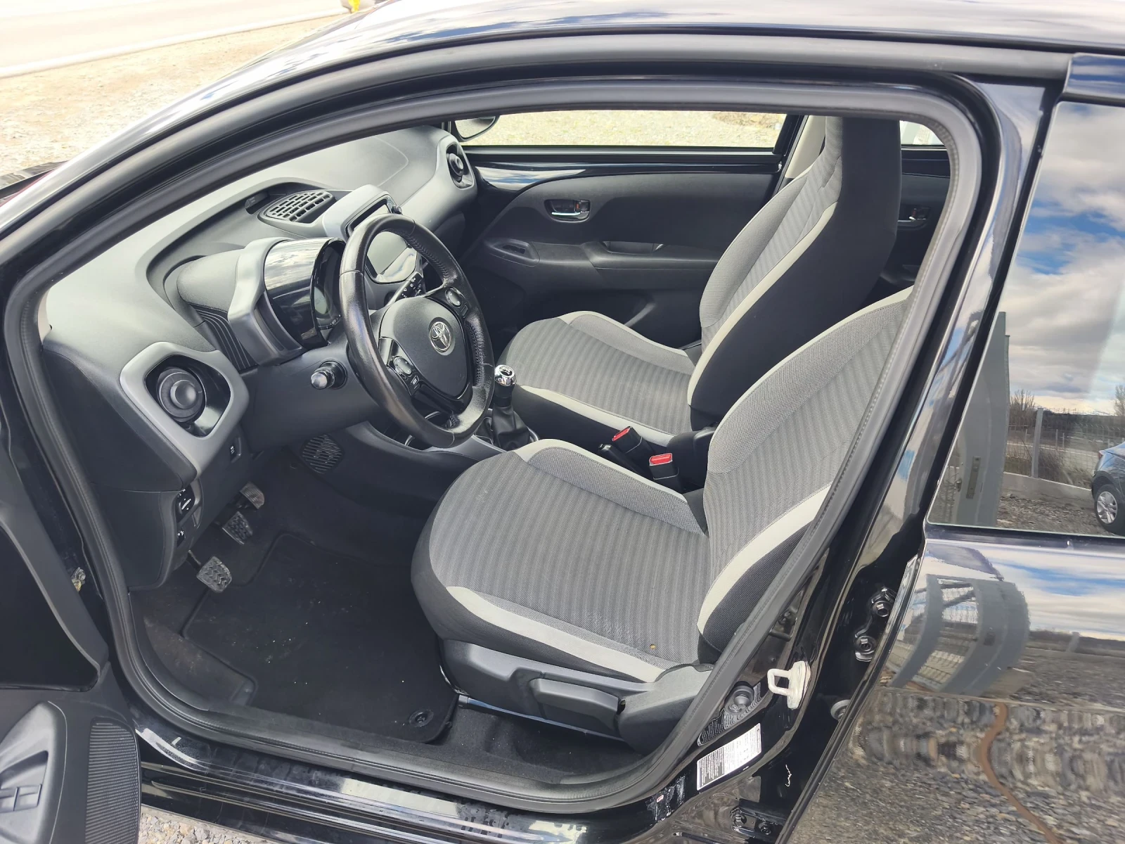 Toyota Aygo 1.0 benzin 72hp | Mobile.bg � ����������� 15