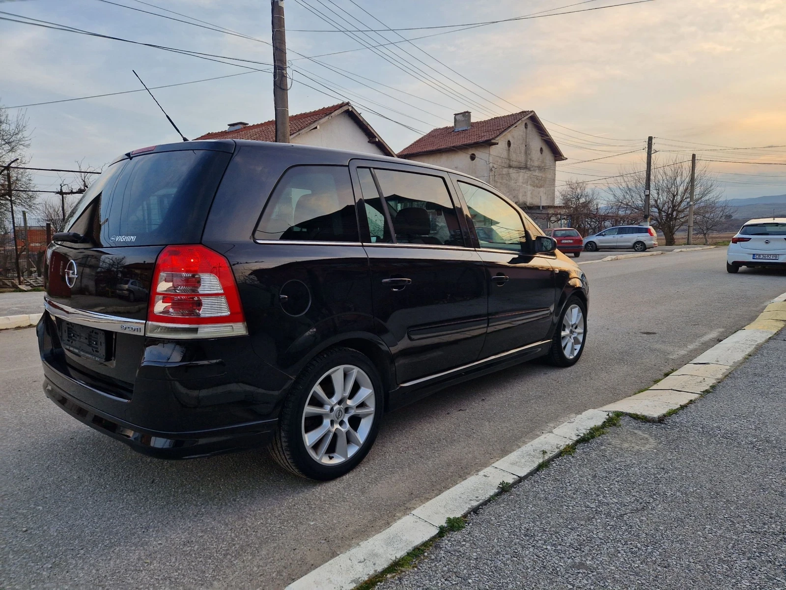 Opel Zafira 1.9CDTI, COSMO, снимка 7 - Автомобили и джипове - 53715341