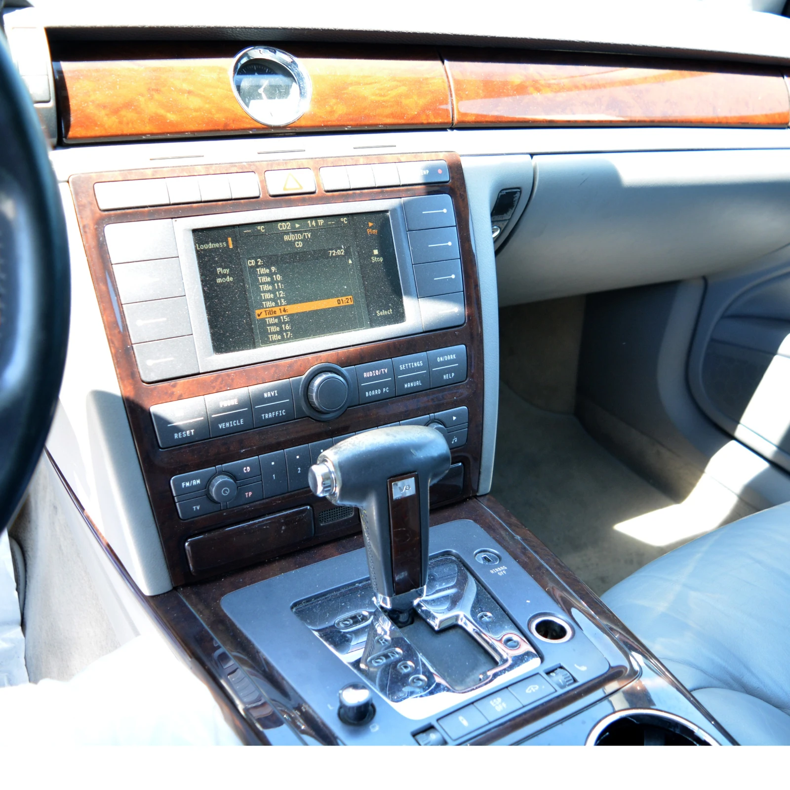 VW Phaeton 3.0 TDI, снимка 7 - Автомобили и джипове - 54446918