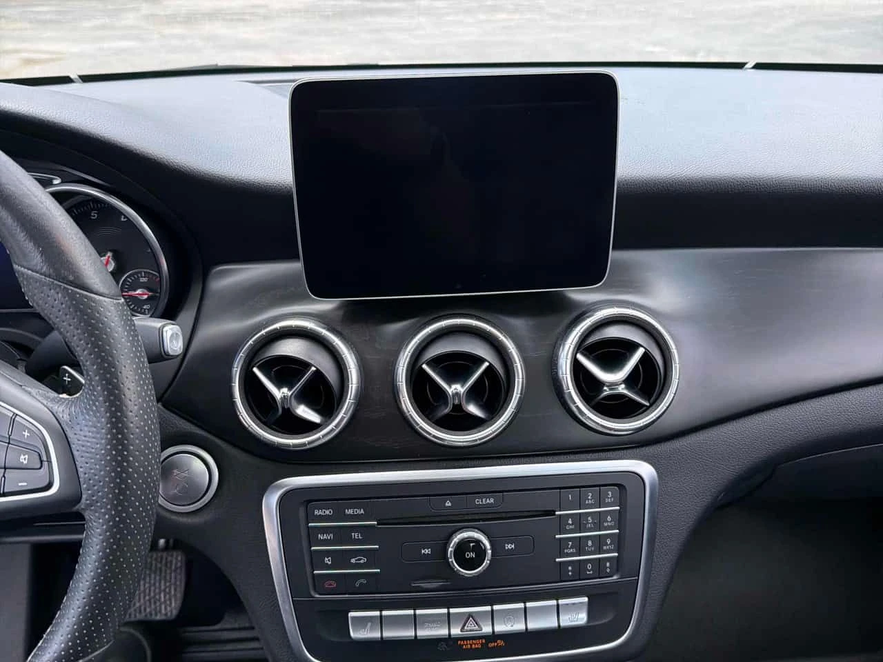 Mercedes-Benz CLA 250 4MATIC* DISTRONIC* PANORAMA* ПОДГРЕВ* , снимка 9 - Автомобили и джипове - 54512567