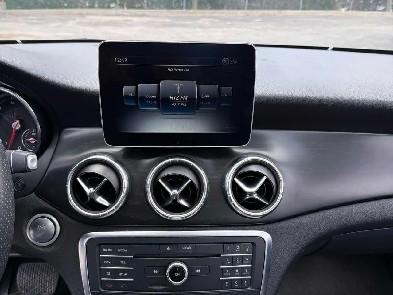 Mercedes-Benz CLA 250 4MATIC* DISTRONIC* PANORAMA* ПОДГРЕВ* , снимка 11 - Автомобили и джипове - 54512567