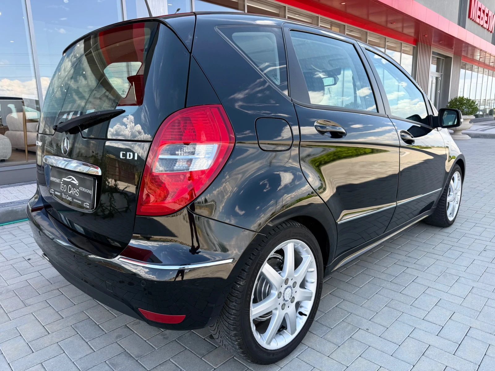 Mercedes-Benz A 200 CDI / FACELIFT / AVANTGARDE / KOJA / PANORAMA , снимка 7 - Автомобили и джипове - 55293533