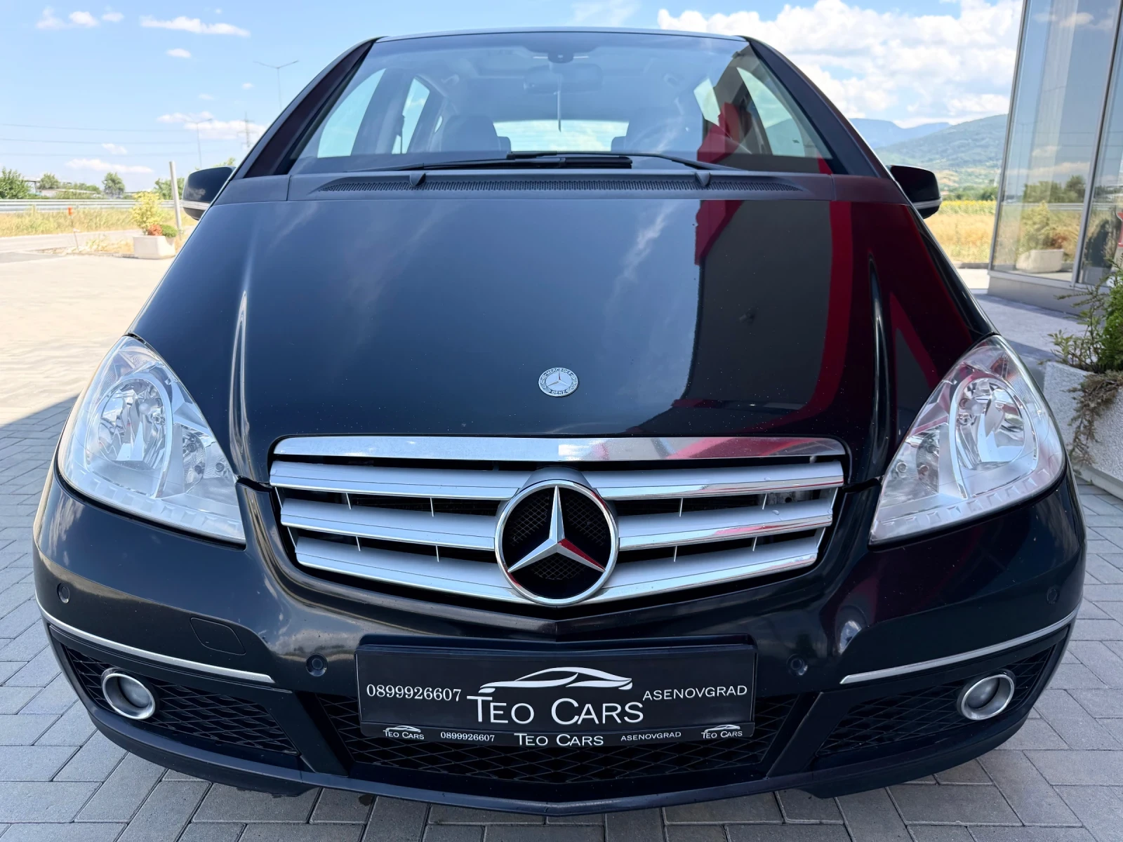 Mercedes-Benz A 200 CDI / FACELIFT / AVANTGARDE / KOJA / PANORAMA , снимка 2 - Автомобили и джипове - 55293533
