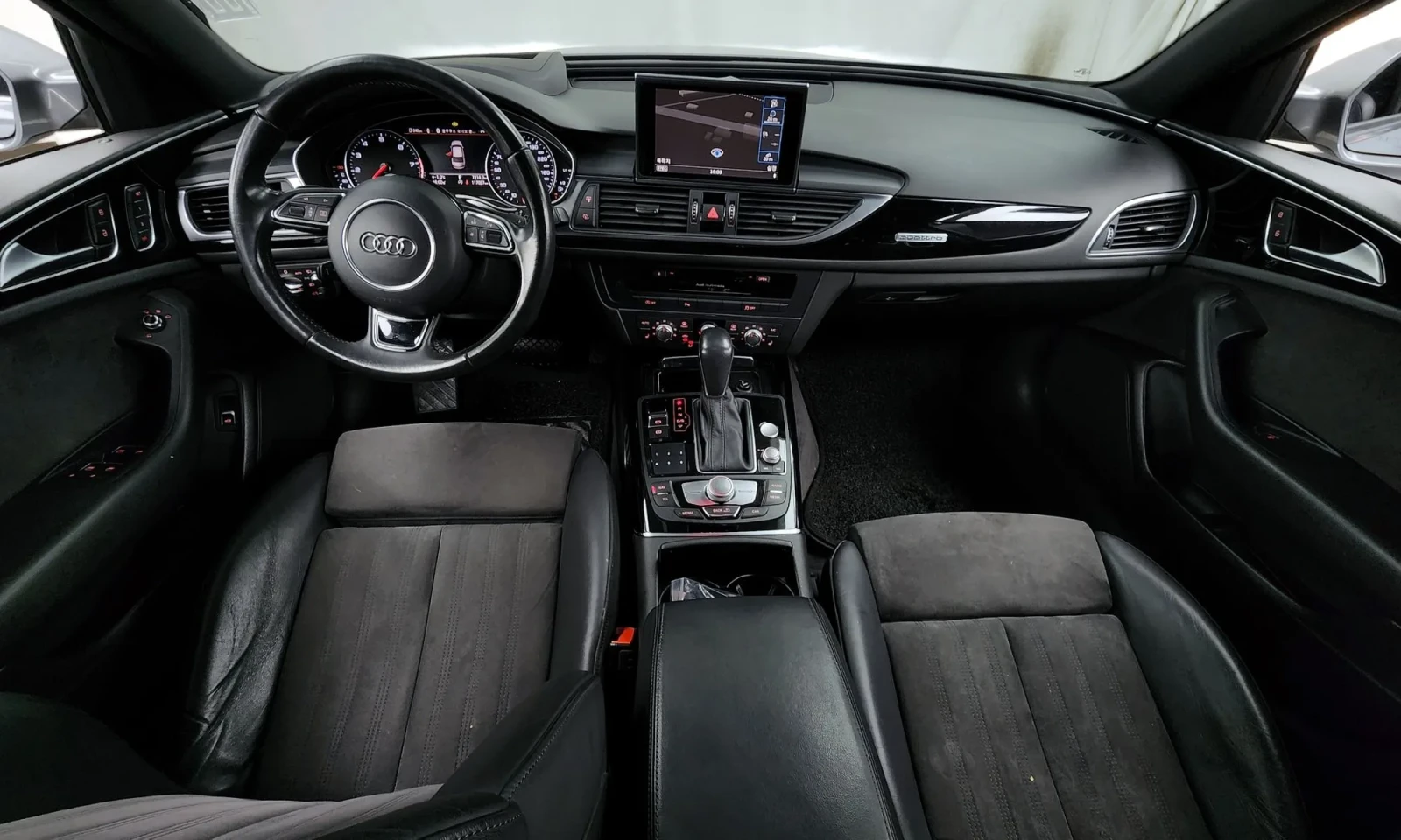 Audi A6 40tfsi Cam360/HeadUp/Disi, снимка 6 - Автомобили и джипове - 55076862