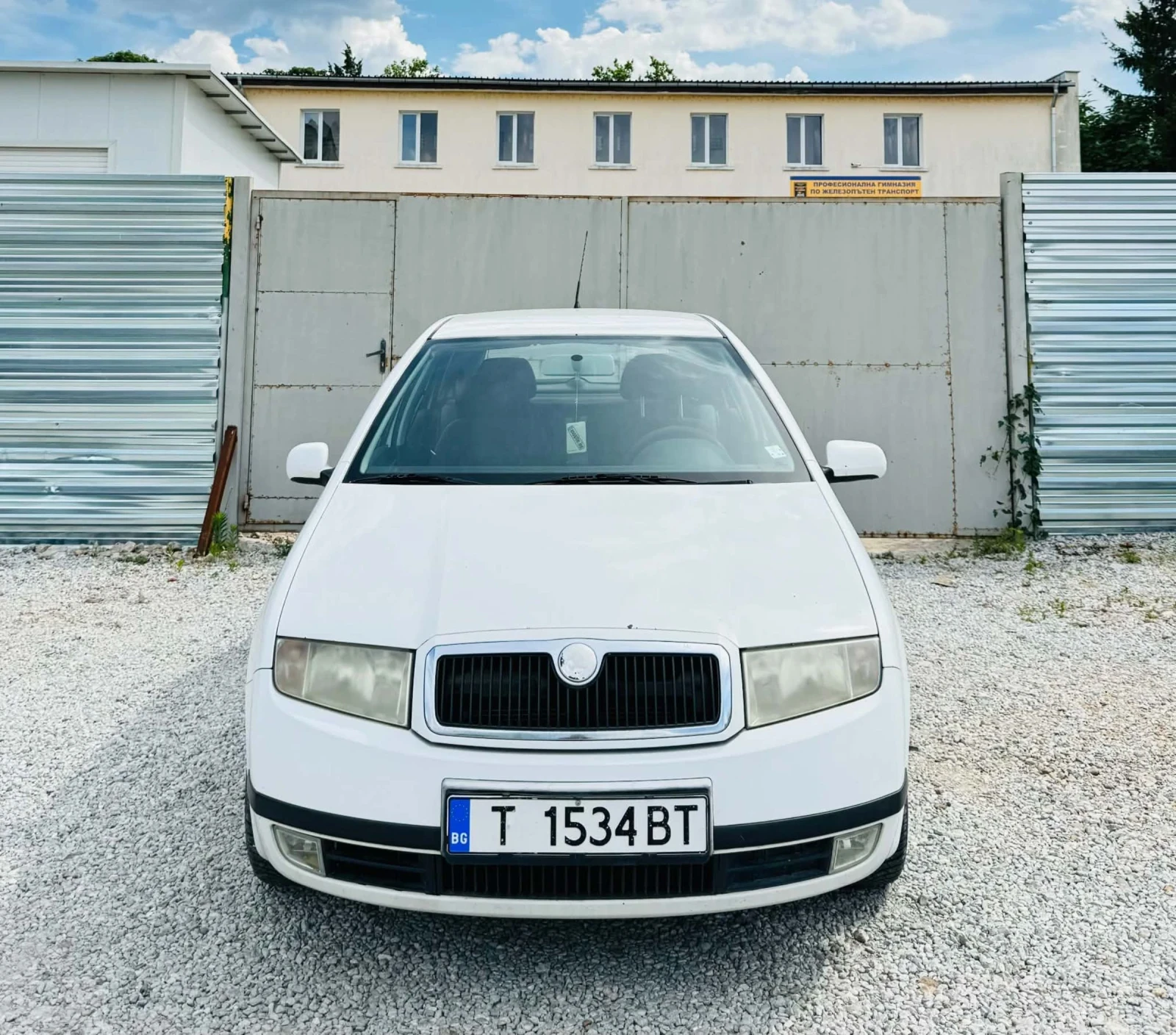 Skoda Fabia, снимка 2 - Автомобили и джипове - 55215875
