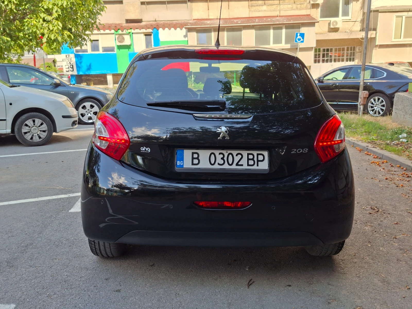 Peugeot 208, снимка 6 - Автомобили и джипове - 55427423