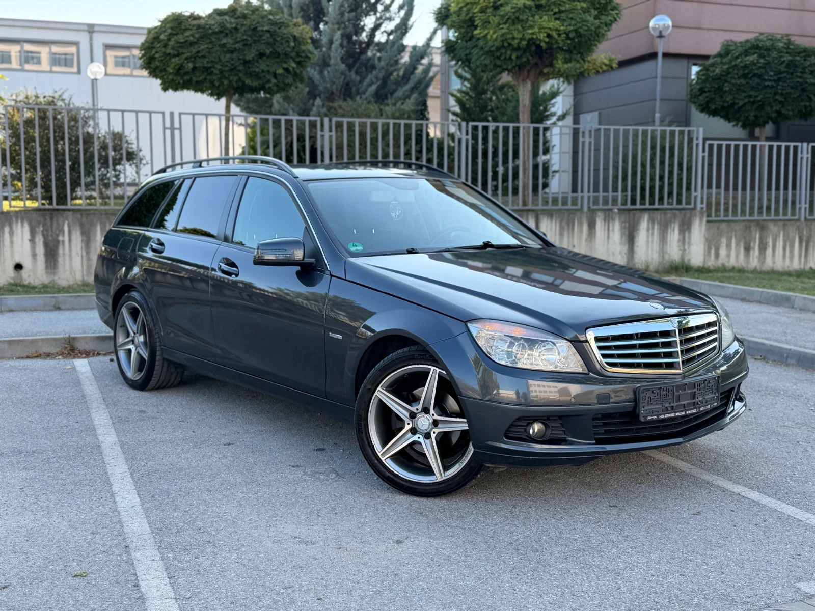 Mercedes-Benz C 220 TOP/AUTO/NAVI/PODGREV