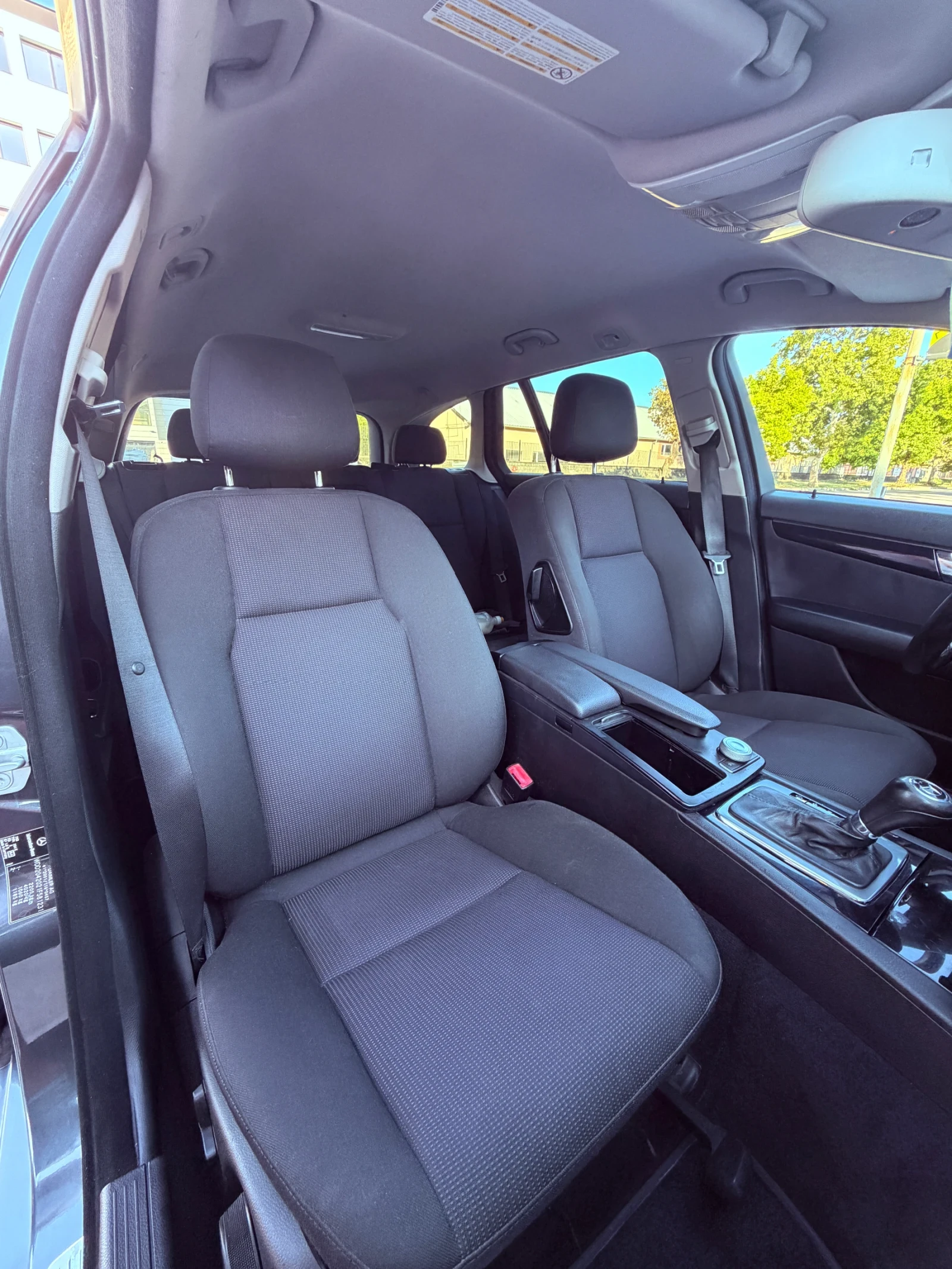 Mercedes-Benz C 220 TOP/AUTO/NAVI/PODGREV, снимка 8 - Автомобили и джипове - 55467023