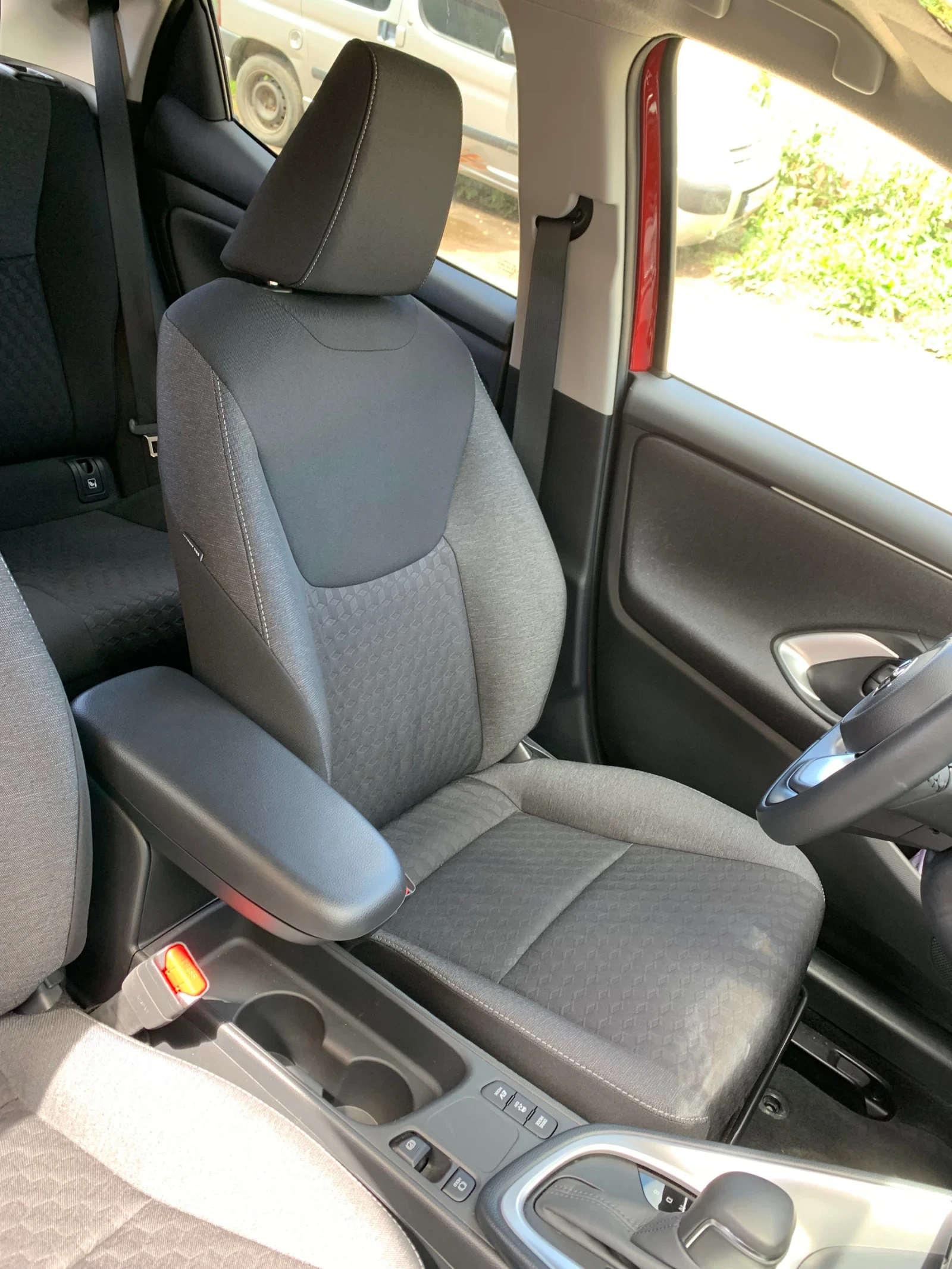 Toyota Yaris Chic Extra | Mobile.bg � ����������� 12
