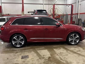 Audi Q7 Technik  CARFAX, снимка 3