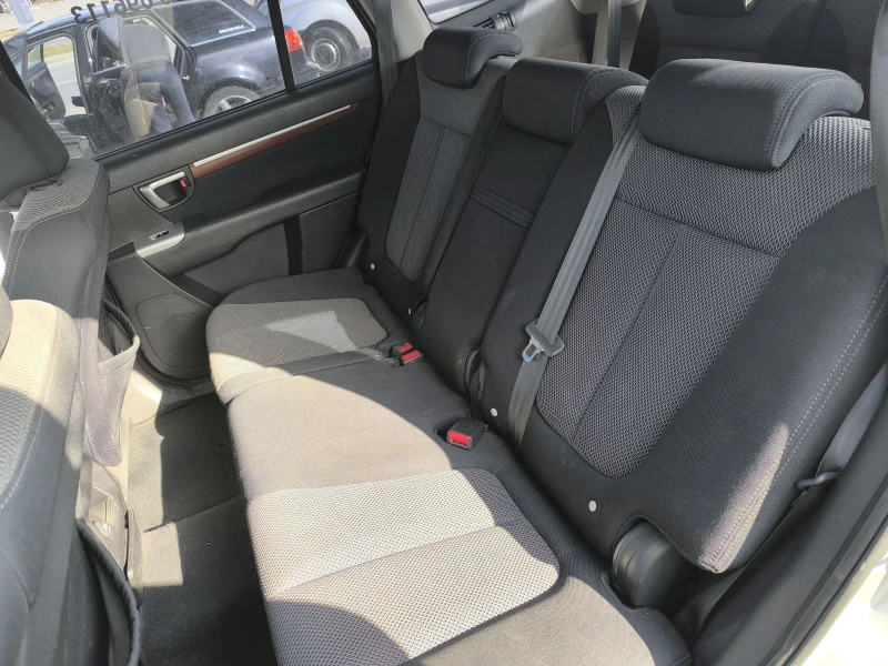 Hyundai Santa fe 2.2, снимка 8 - Автомобили и джипове - 52421479