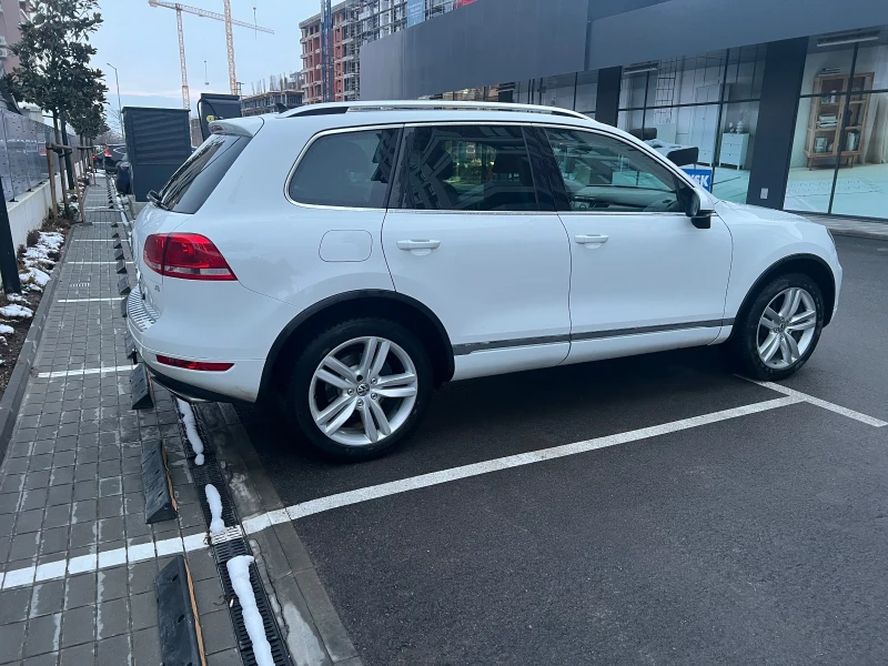 VW Touareg 3.6 FSI, снимка 3 - Автомобили и джипове - 48736636