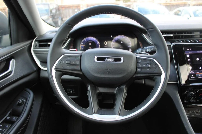 Jeep Grand cherokee Laredo * CARFAX* * АвтоКредит* (ЦЕНА ДО БГ), снимка 8 - Автомобили и джипове - 52570272