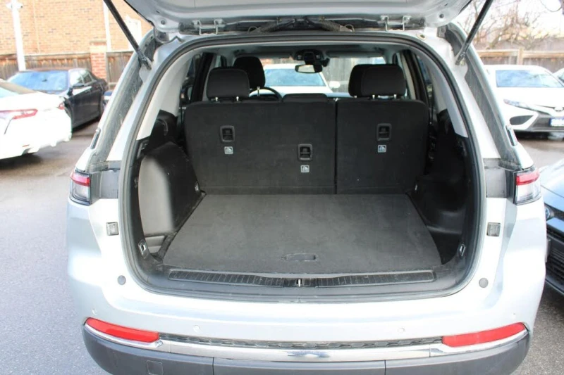 Jeep Grand cherokee Laredo * CARFAX* * АвтоКредит* (ЦЕНА ДО БГ), снимка 6 - Автомобили и джипове - 52570272