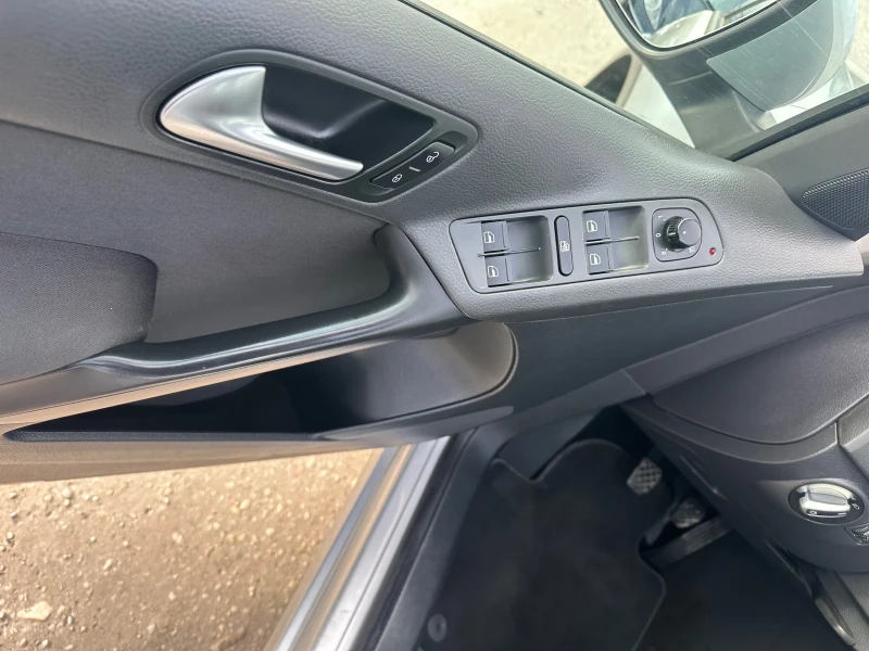 VW Tiguan 14TSI , снимка 12 - Автомобили и джипове - 52594283