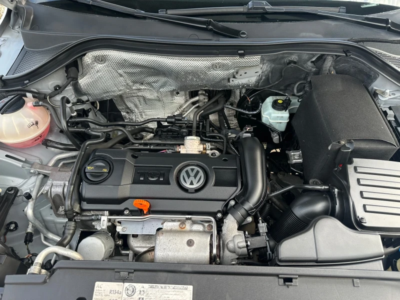 VW Tiguan 14TSI , снимка 15 - Автомобили и джипове - 52594283