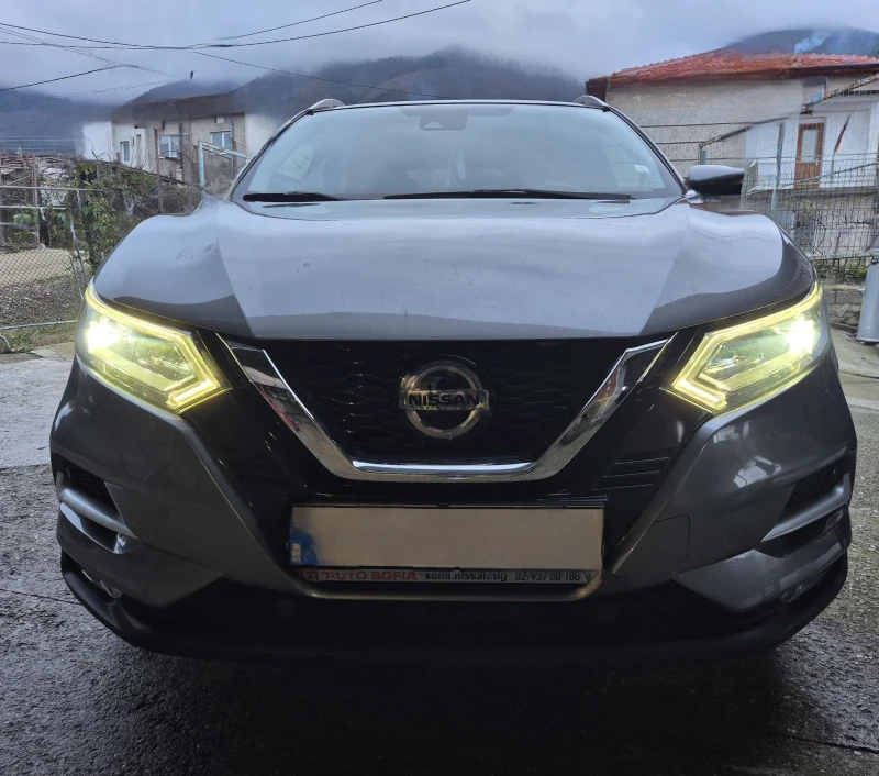 Nissan Qashqai, снимка 7 - Автомобили и джипове - 52890077