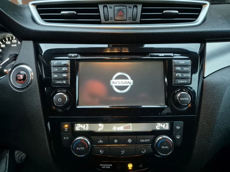 Nissan Qashqai, снимка 10 - Автомобили и джипове - 52890077