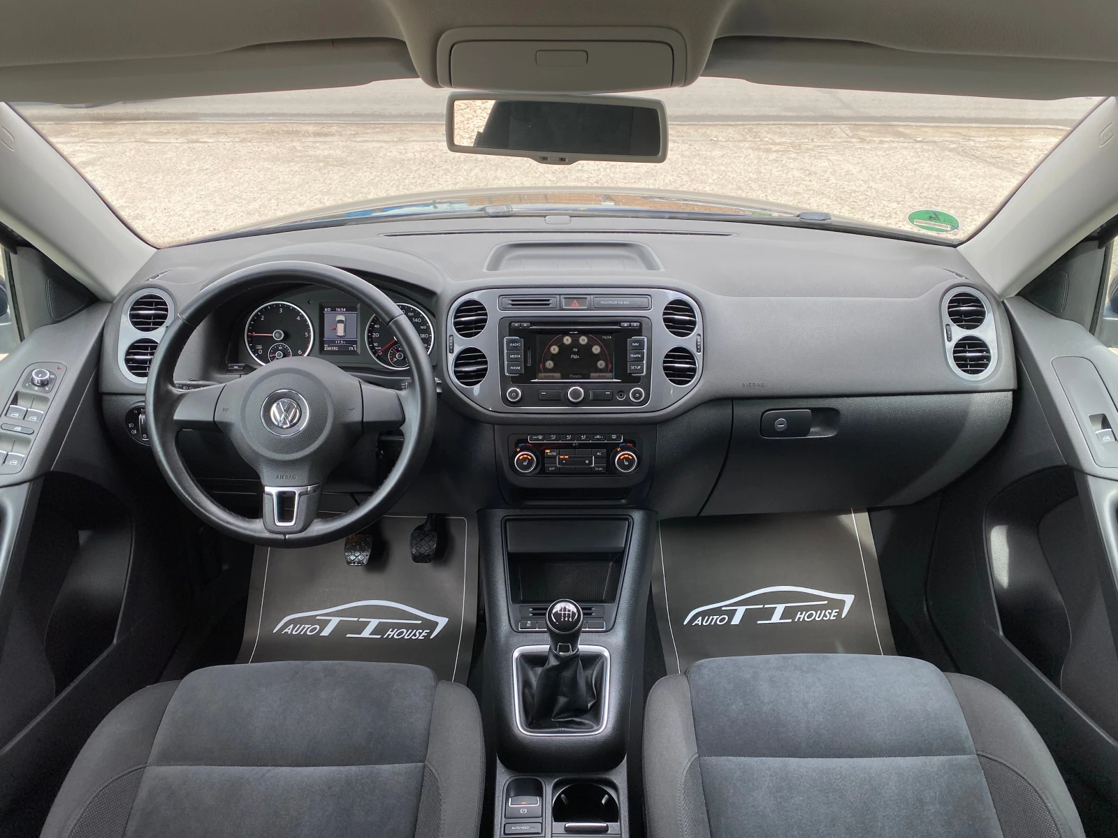 VW Tiguan 2.0TDI* 170кс.* 4Motion* КАТО НОВ*  - изображение 9