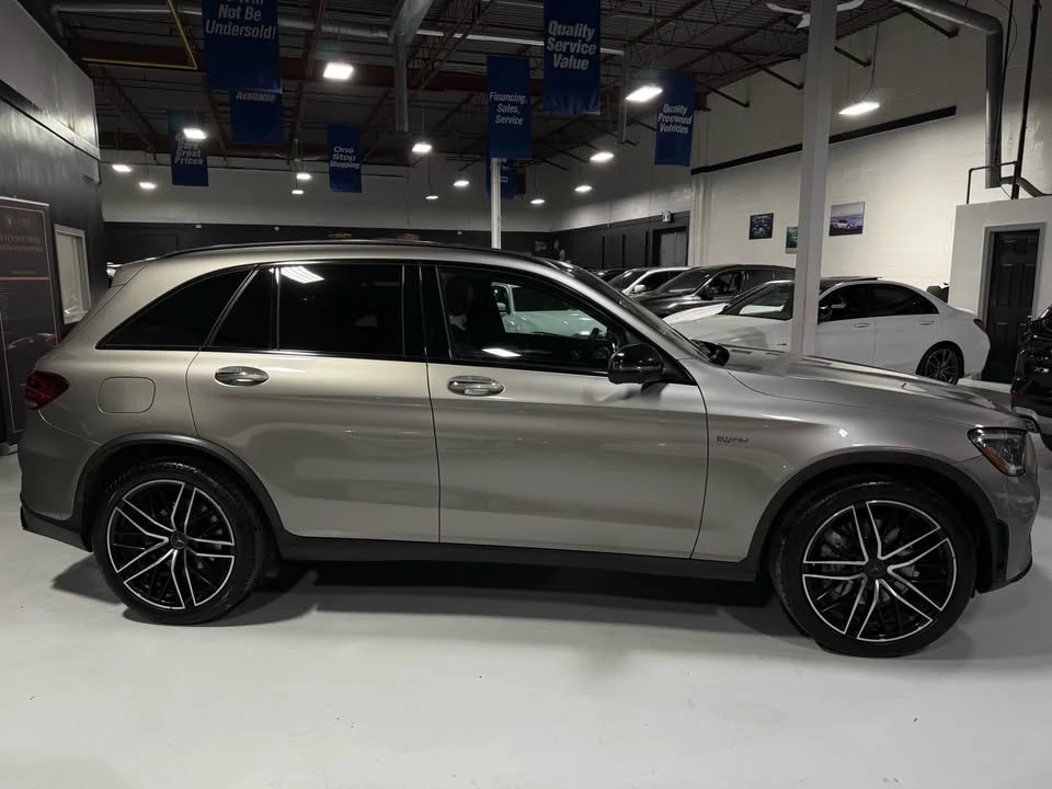 Mercedes-Benz GLC 43 AMG ЧЕРВЕН САЛОН * * CARFAX * * АВТОКРЕДИТ * *  - изображение 4