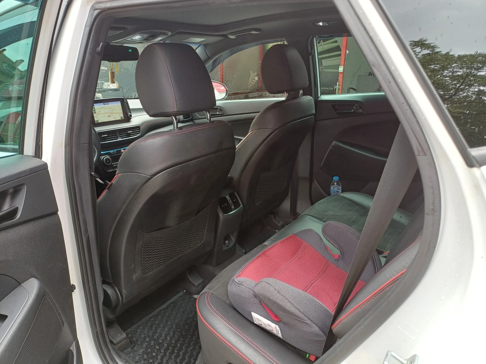 Hyundai Tucson 1.6 CRDI N-LINE, снимка 9 - Автомобили и джипове - 53811106