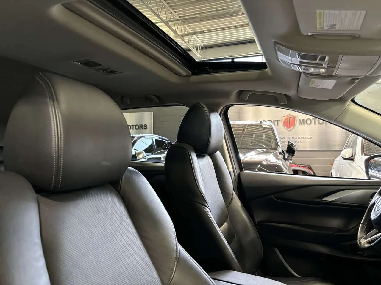 Mazda CX-9 * Touring * CARFAX * ЦЕНА ДО БГ, снимка 13 - Автомобили и джипове - 54615377