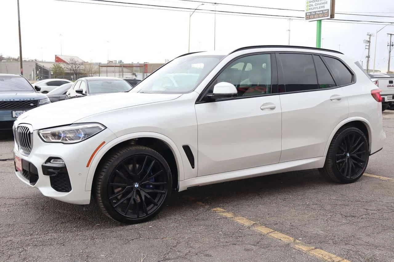 BMW X5 xDrive40i M SPORT/ОБДУХВАНЕ/ПАНОРАМА/360/SWAROVSKI, снимка 3 - Автомобили и джипове - 54619282