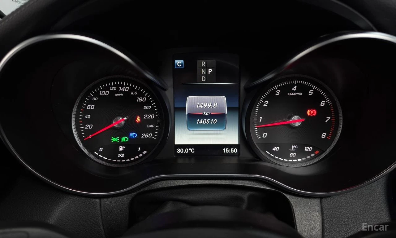 Mercedes-Benz GLC 300 4MATIC* AMG-LINE* 360CAMERA* BURMESTER* , снимка 8 - Автомобили и джипове - 54739122