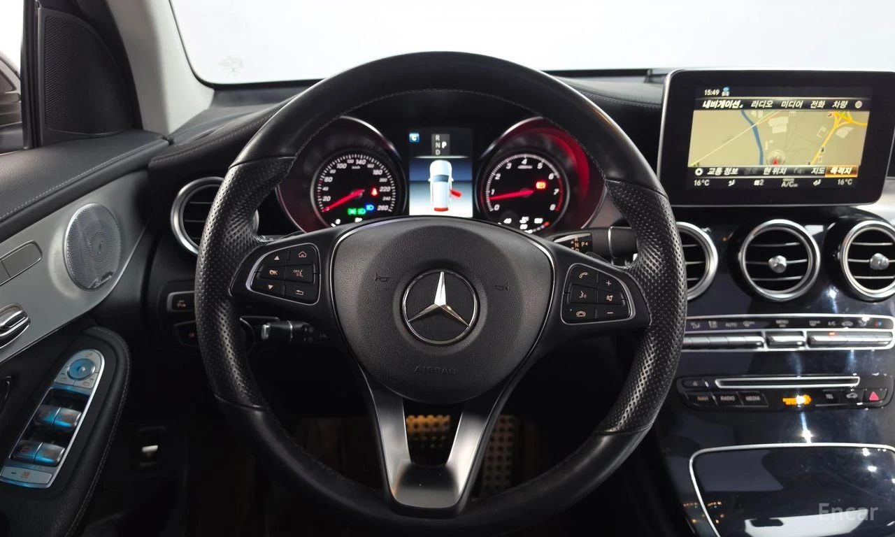 Mercedes-Benz GLC 300 4MATIC* AMG-LINE* 360CAMERA* BURMESTER* , снимка 7 - Автомобили и джипове - 54739122