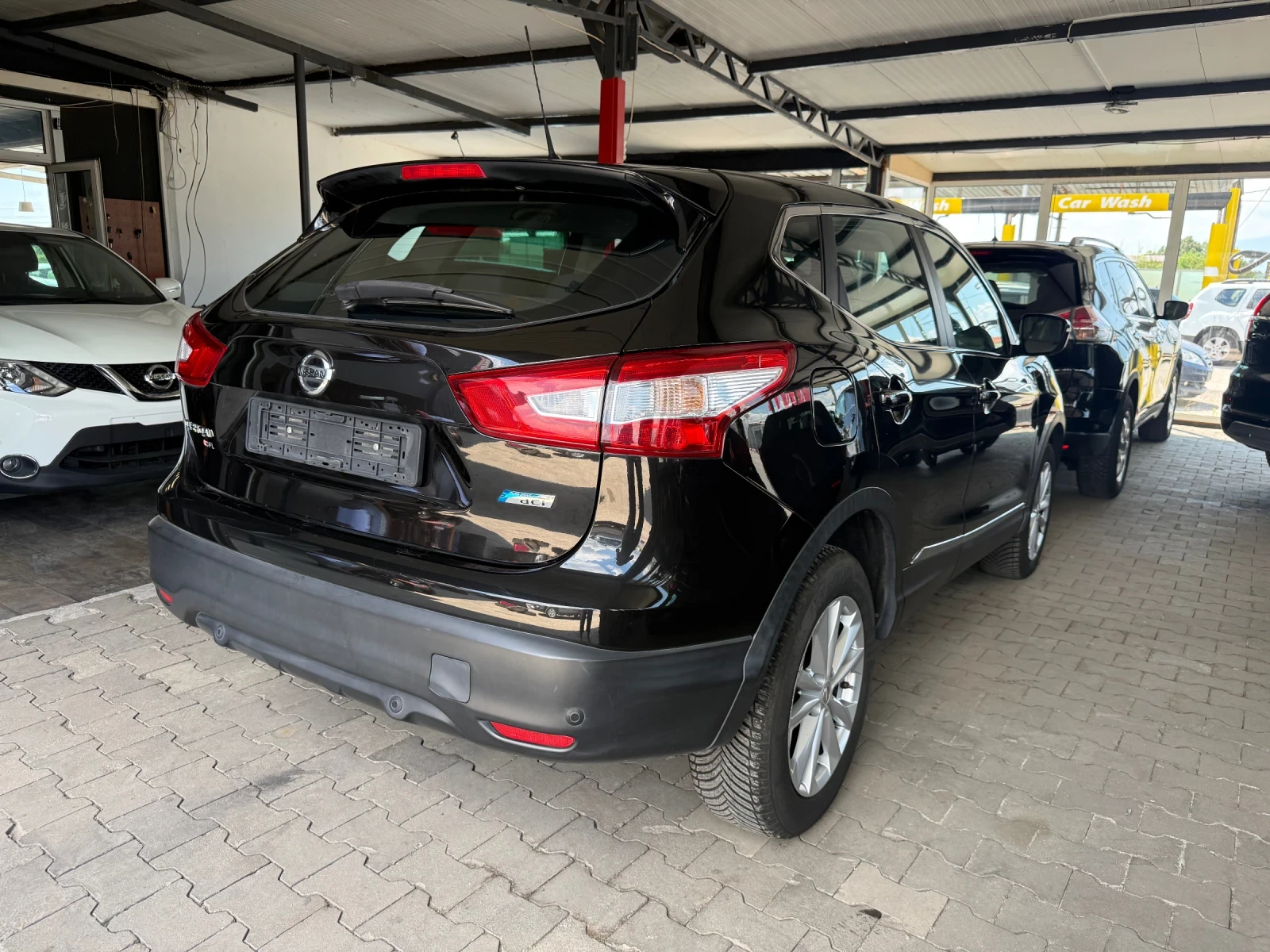 Nissan Qashqai 1.5DCI включена регистрация 7бр.налични, снимка 7 - Автомобили и джипове - 55055559