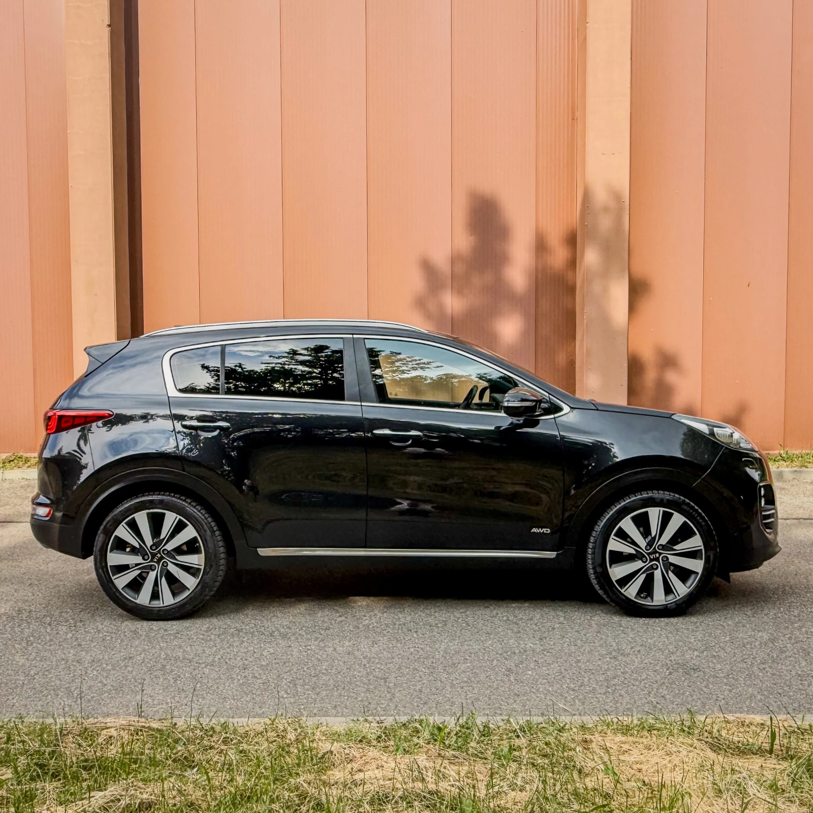 Kia Sportage 2.0D 184k.c. 4x4 140000км ГАРАНЦИЯ 6 МЕСЕЦА, снимка 5 - Автомобили и джипове - 55135097