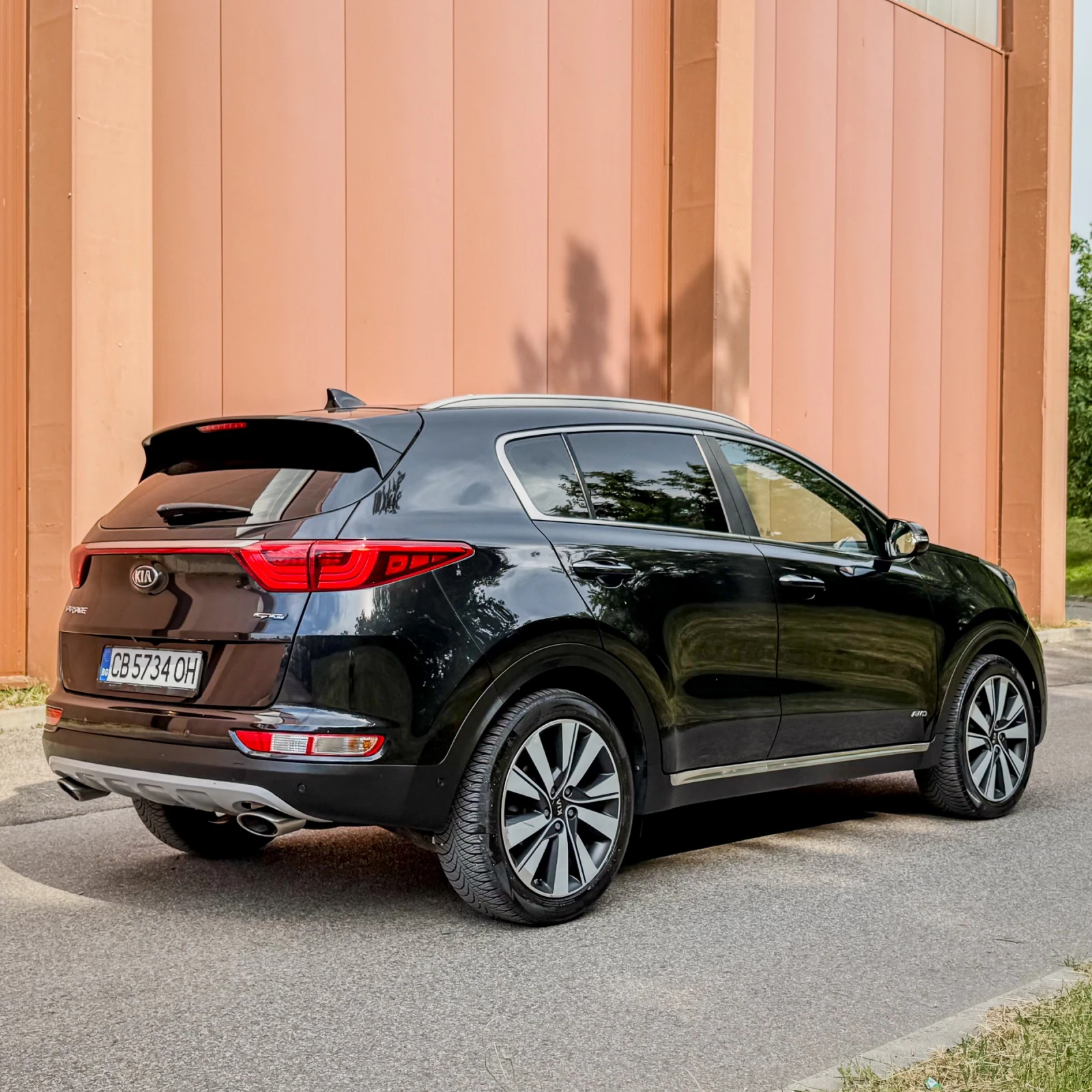 Kia Sportage 2.0D 184k.c. 4x4 140000км ГАРАНЦИЯ 6 МЕСЕЦА, снимка 4 - Автомобили и джипове - 55135097