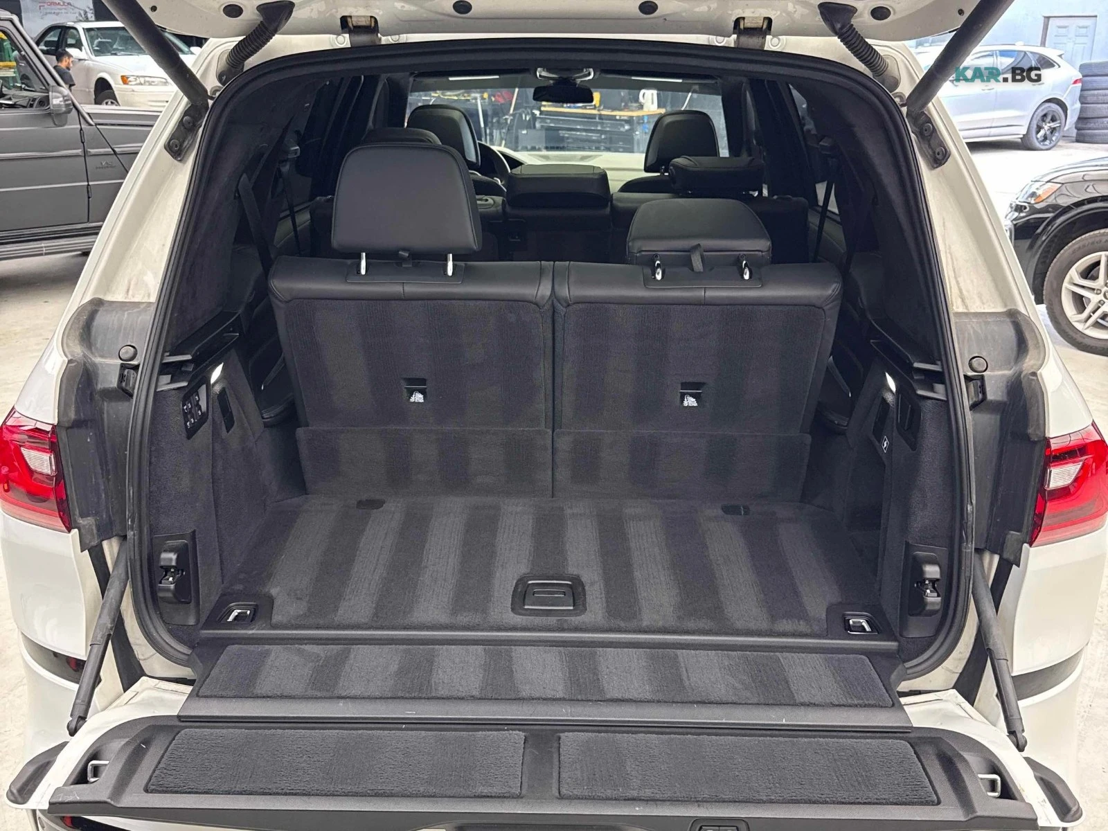 BMW X7 40I ЦЕНА ДО БЪЛГАРИЯ РЕГИСТРАЦИЯ & АВТОКРЕДИТ, снимка 13 - Автомобили и джипове - 55275240