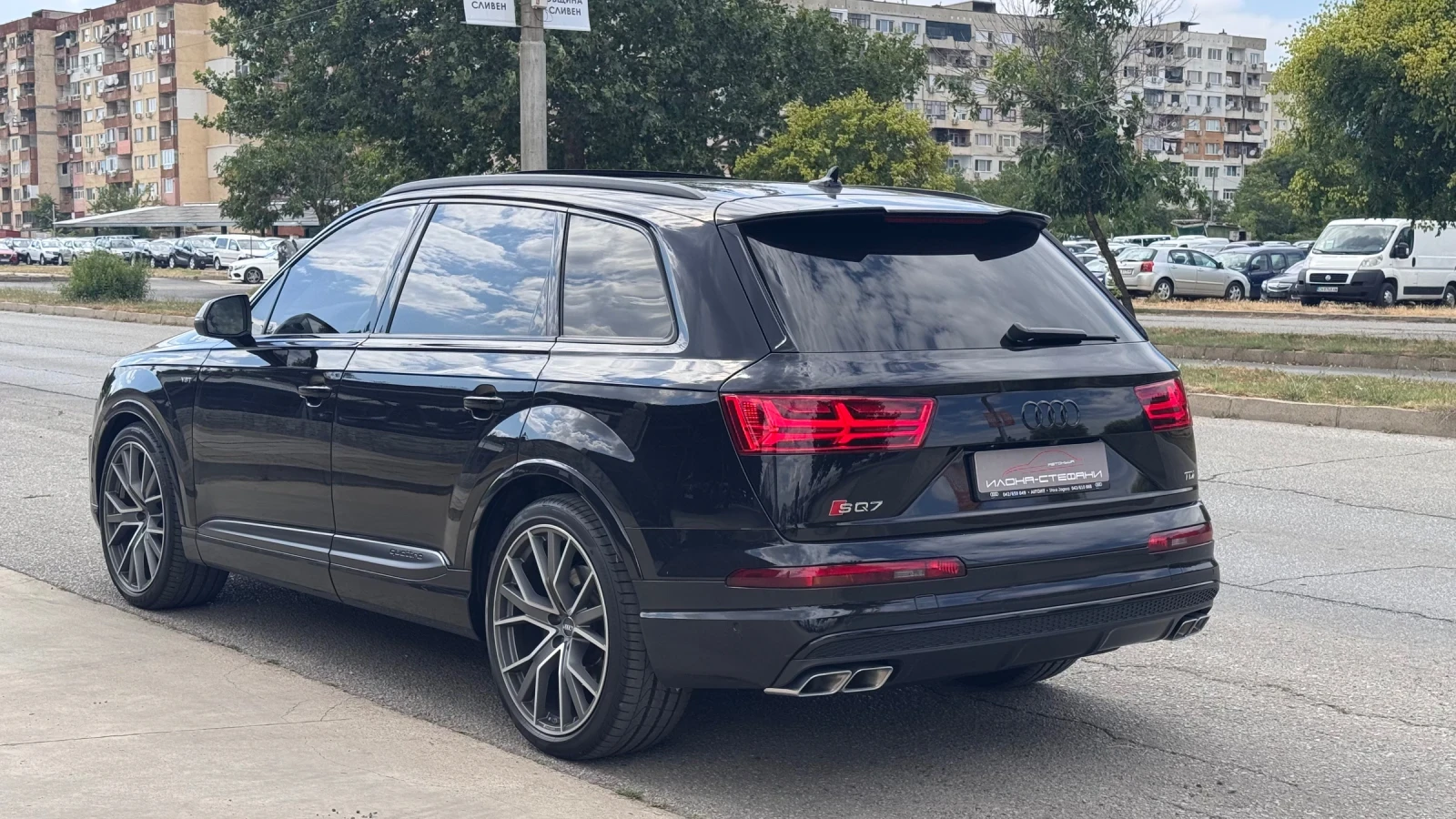 Audi SQ7 4.0TDI V8 130хил.км * Carbon* B&O, снимка 3 - Автомобили и джипове - 55325338