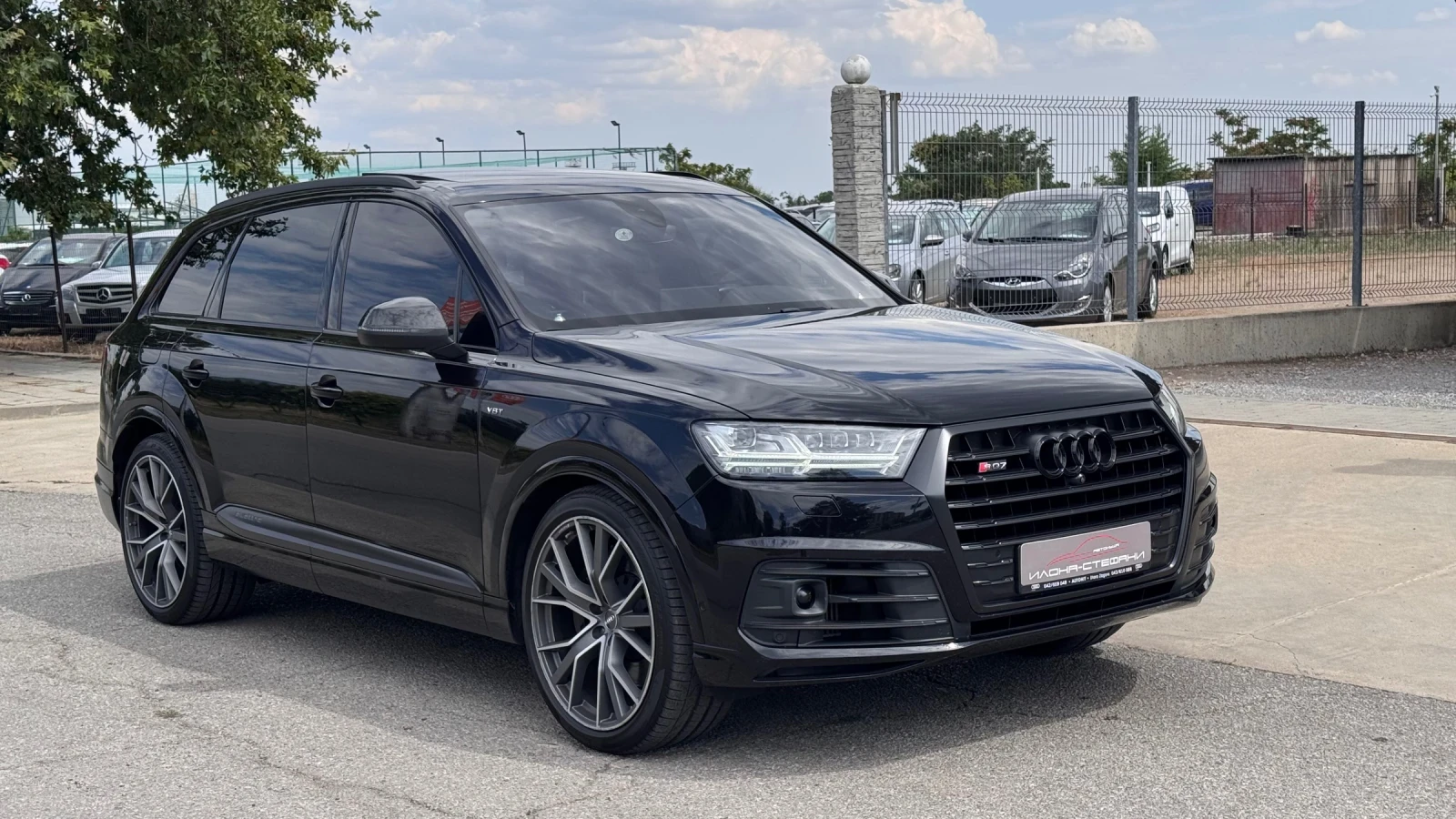 Audi SQ7 4.0TDI V8 130хил.км * Carbon* B&O, снимка 7 - Автомобили и джипове - 55325338