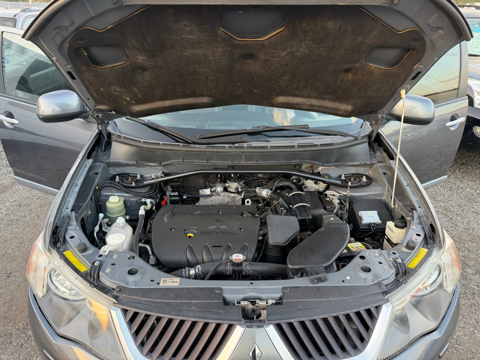 Mitsubishi Outlander 2.4 ГЪРЦИЯ ГАЗ, снимка 17 - Автомобили и джипове - 55932412