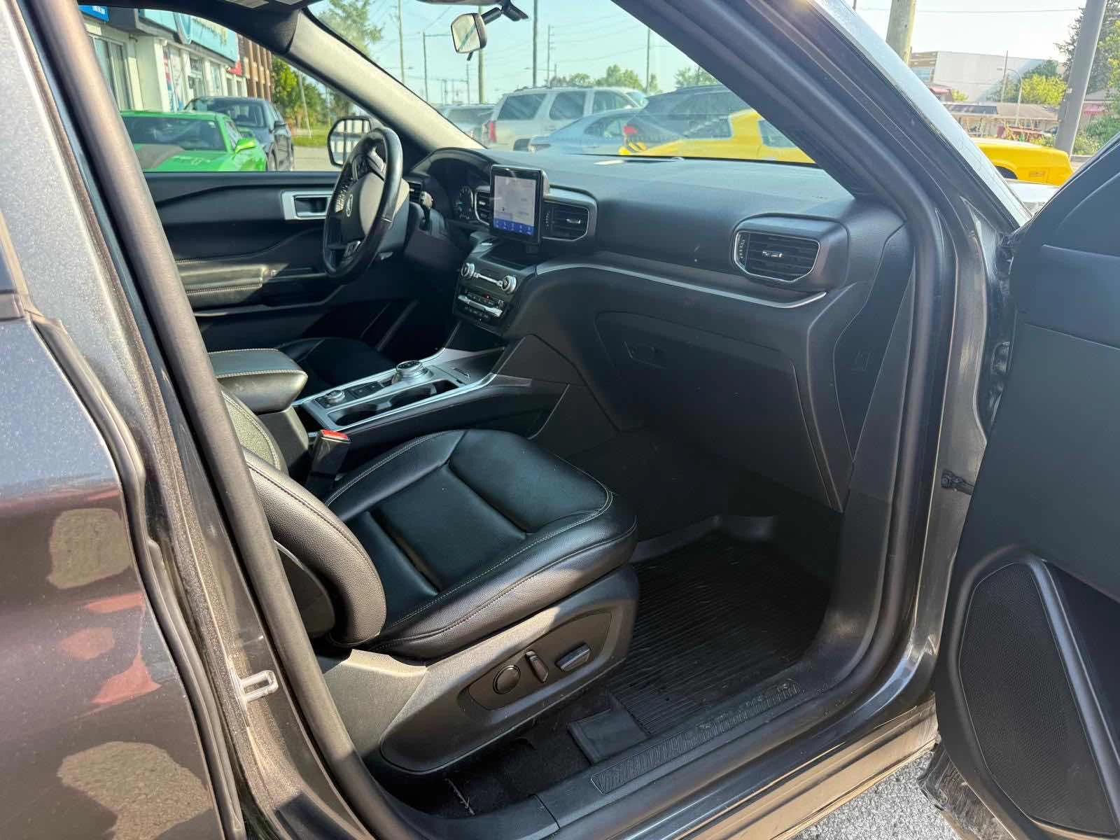 Ford Explorer XLT, снимка 11 - Автомобили и джипове - 56523303