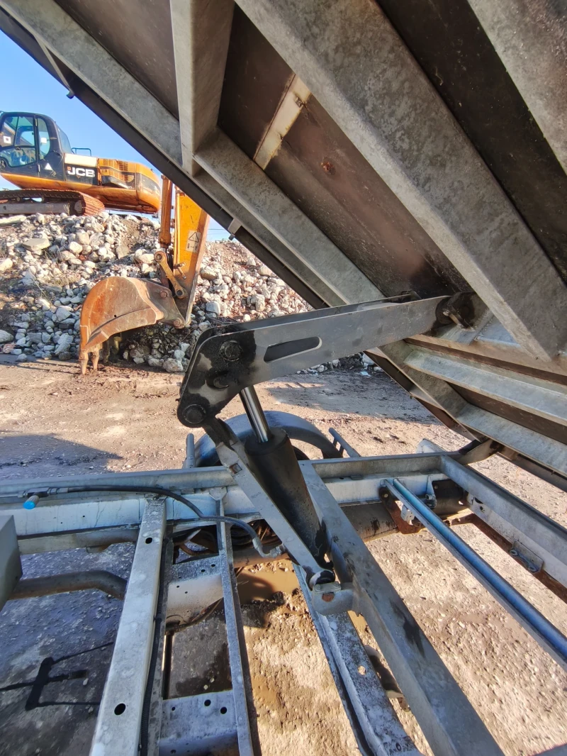 VW T6 2.0tdi 140кс. 34000 реални км, снимка 8 - Бусове и автобуси - 53406534