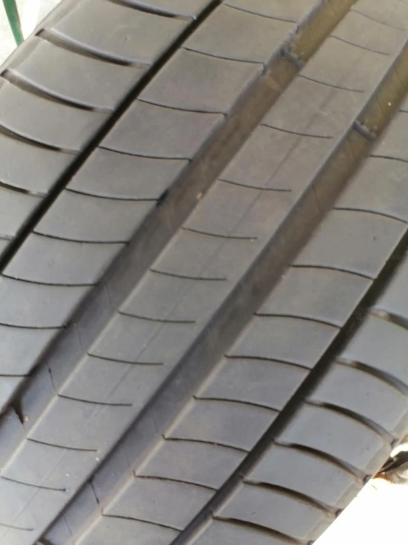 Гуми Летни 245/40R19, снимка 8 - Гуми и джанти - 29600444