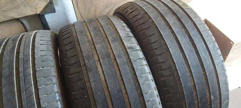 Гуми Летни 275/45R20, снимка 3 - Гуми и джанти - 30918455