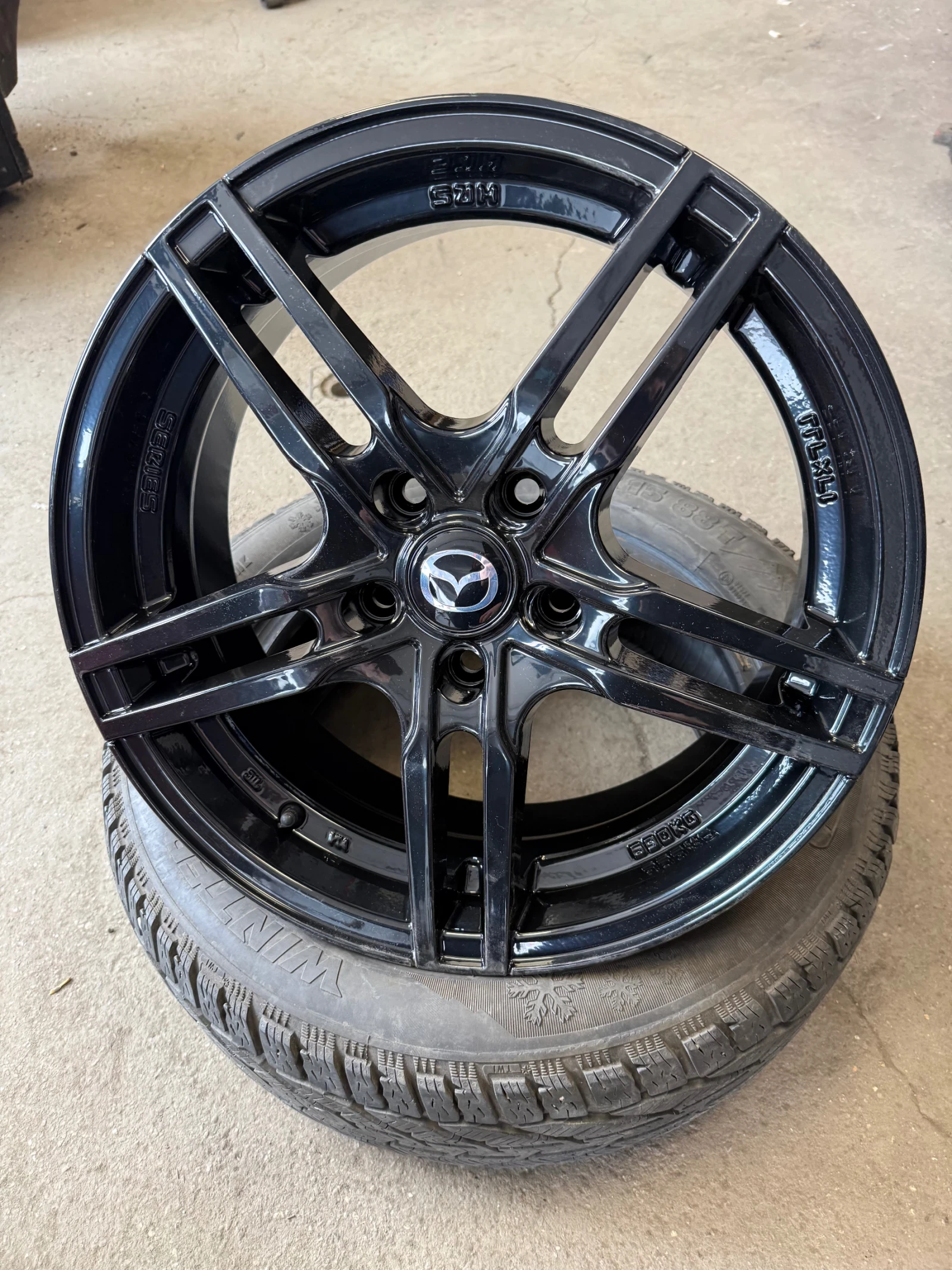 Гуми с джанти Pirelli 225/55R17, снимка 6 - Гуми и джанти - 53639021