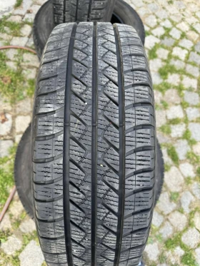 Гуми Летни 215/65R16, снимка 1 - Гуми и джанти - 49596207