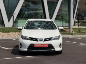 Toyota Auris 1.8Hybrid Серв.история Лизинг през Уникредит159 ев, снимка 2