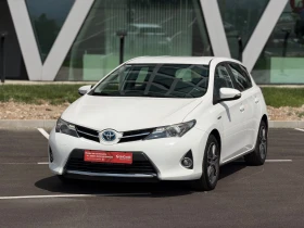 Toyota Auris 1.8Hybrid Серв.история Лизинг през Уникредит159 ев, снимка 1